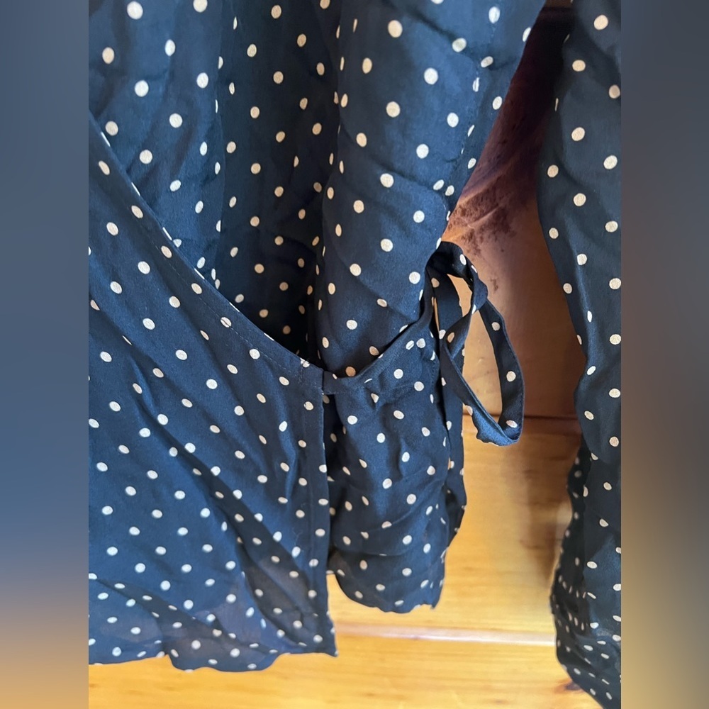 Talbots Pure Silk Wrap Blouse Top Women’s 16 - Picture 2 of 3